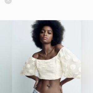 NWT ZARA Balloon Sleeve Crop Top Size Small